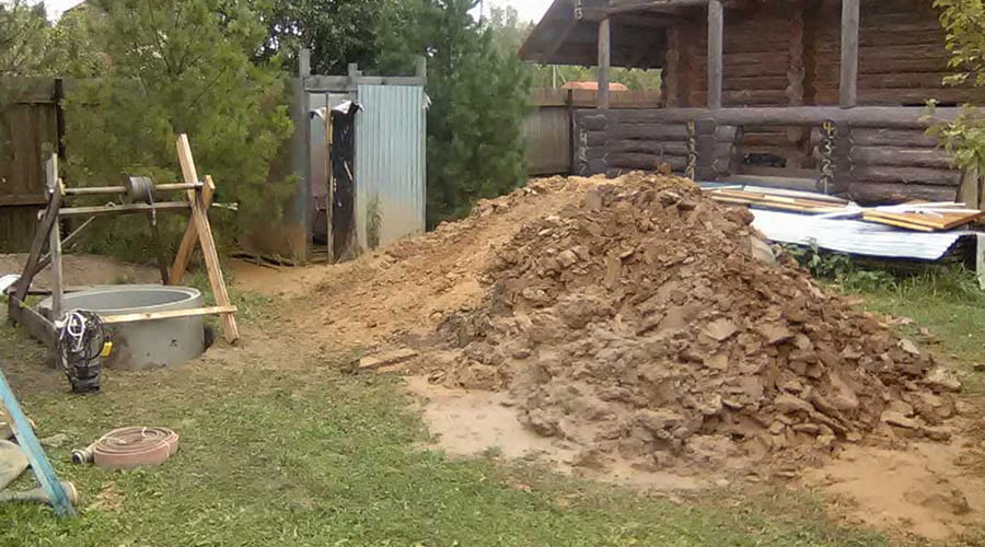 Глину после копки колодца